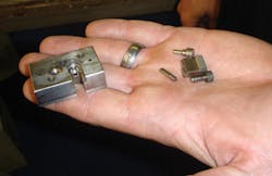 A tiny, yet intricate mold from Makuta fits in a palm. A tiny, yet intricate mold from Makuta fits in a palm.