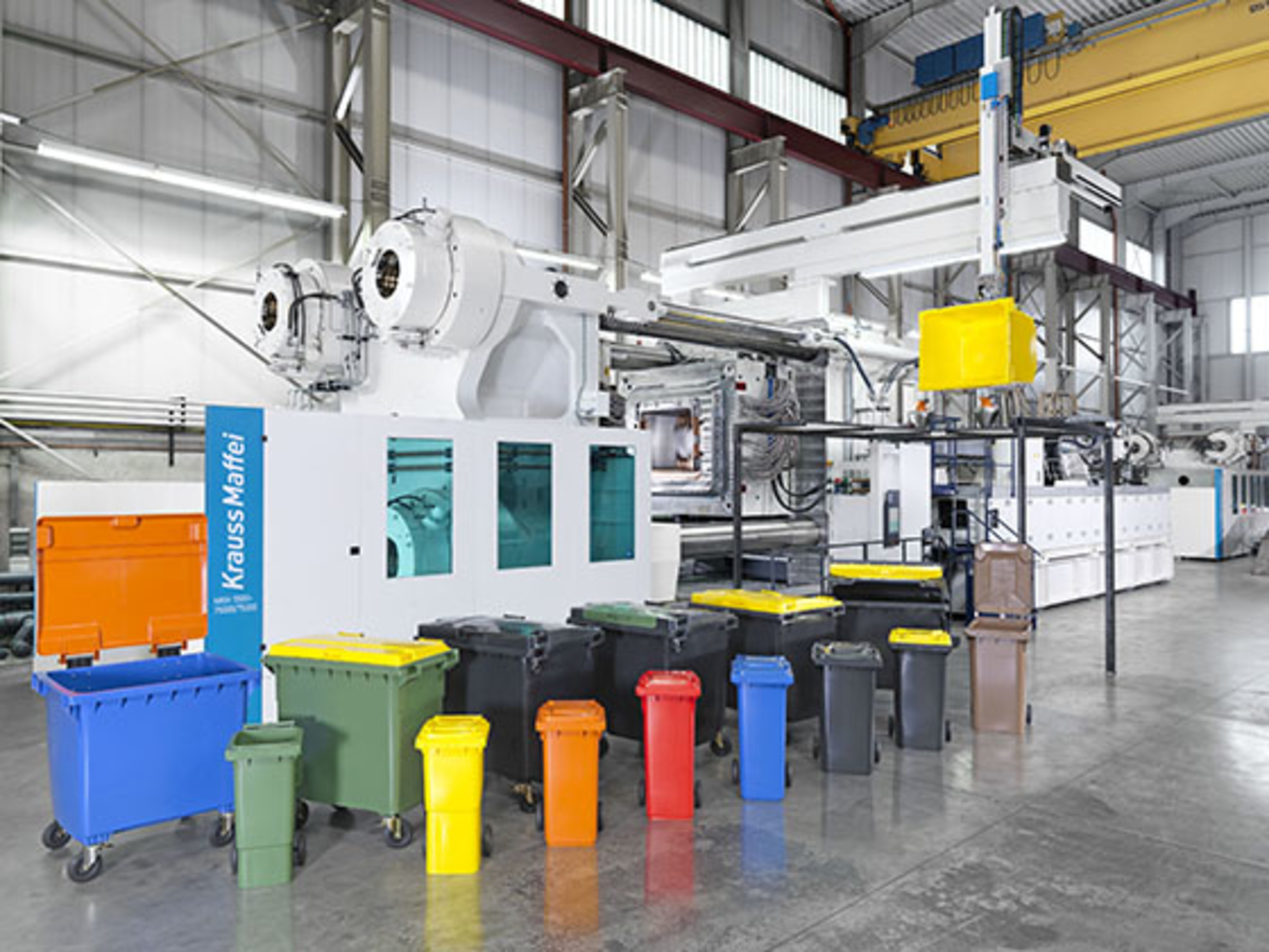 BIGGEST YET: KraussMaffei's 5,500-ton injection molding machine.