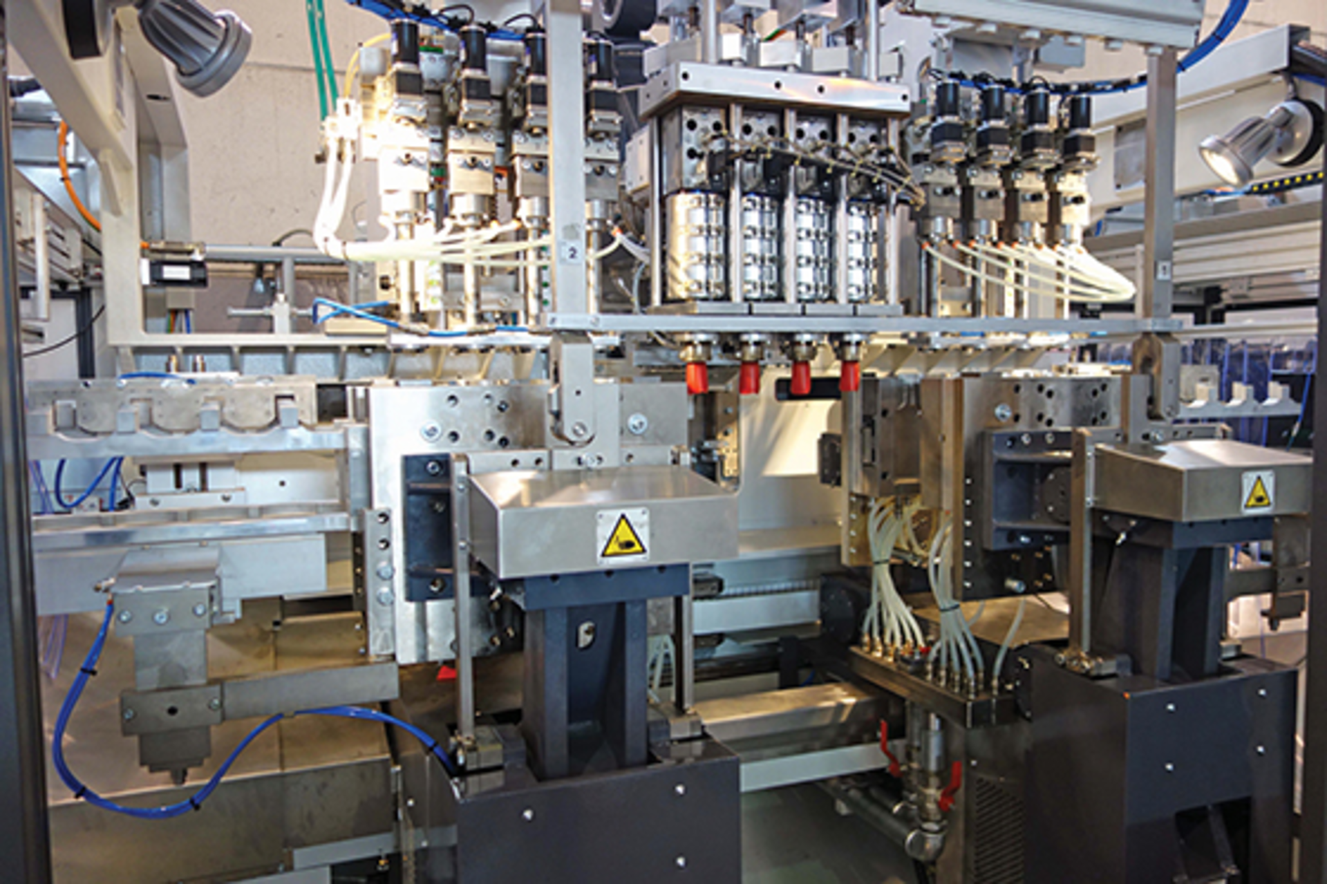 Plastiblow560x373box