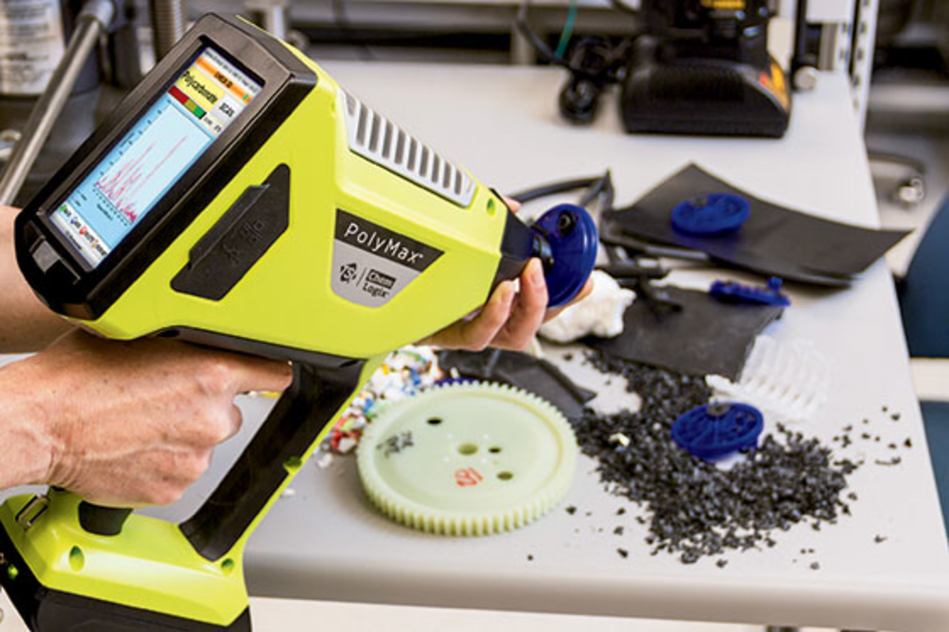 Plastics Analyzerj 560x373 Box