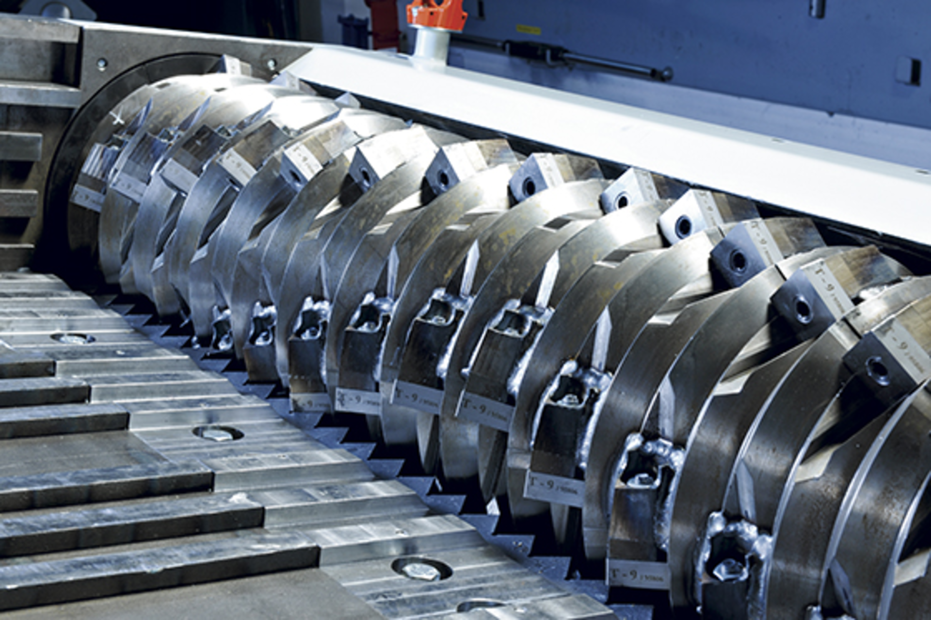 Apollo&acirc;&euro;&trade;s profiled rotor provides homogenous shredding.