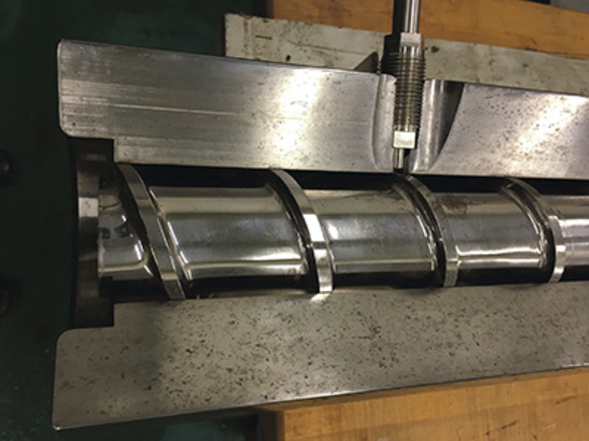 Glycon's EMT system has a probe can be inserted into a specially designed port drilled through the barrel wall and barrel liner.