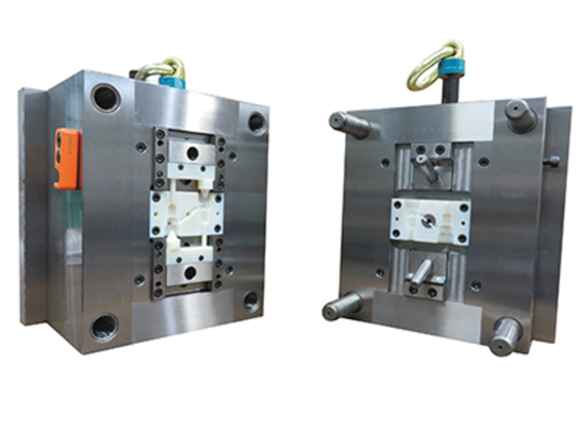 A Hasco mold system is married with 3-D printed inserts to allow quick and inexpensive prototypes.