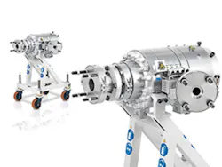 The KM-3L RK 42 pipe head from KraussMaffei Berstorff is used for processing cost-effective PVC mixtures.