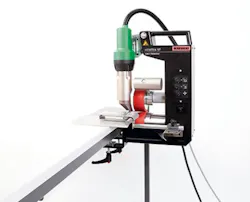 The Hemtek ST can weld hems from corner to corner. The Hemtek ST can weld hems from corner to corner.