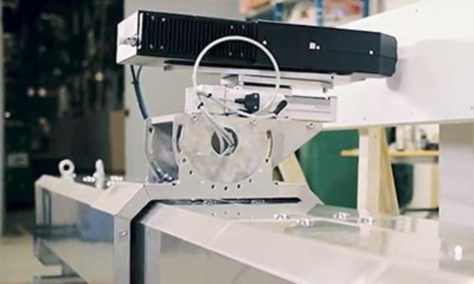 FocalSpec calls its MP9000 web scanner the 'next logical step' in applying the company's patented line confocal imaging technology.