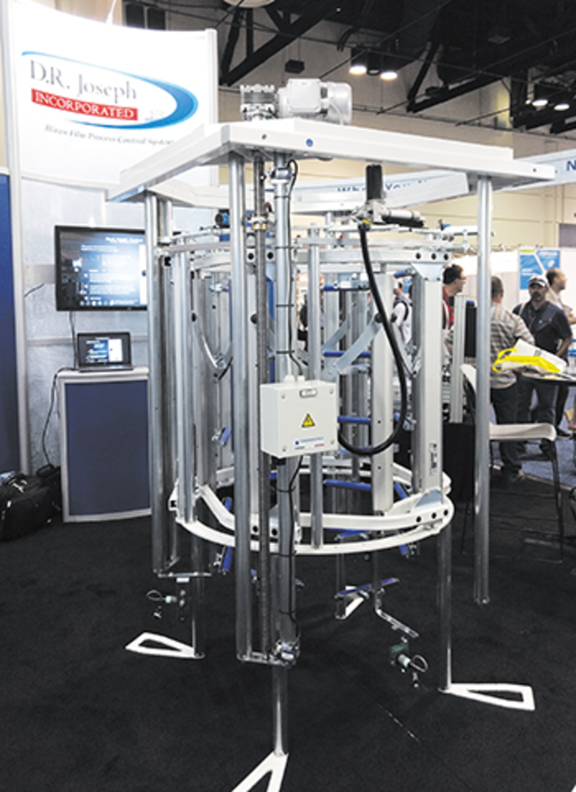 D.R. Joseph&acirc;&euro;&trade;s innovative radial sizing cage system has a reduced footprint and provides more precise diameter adjustments./PMM