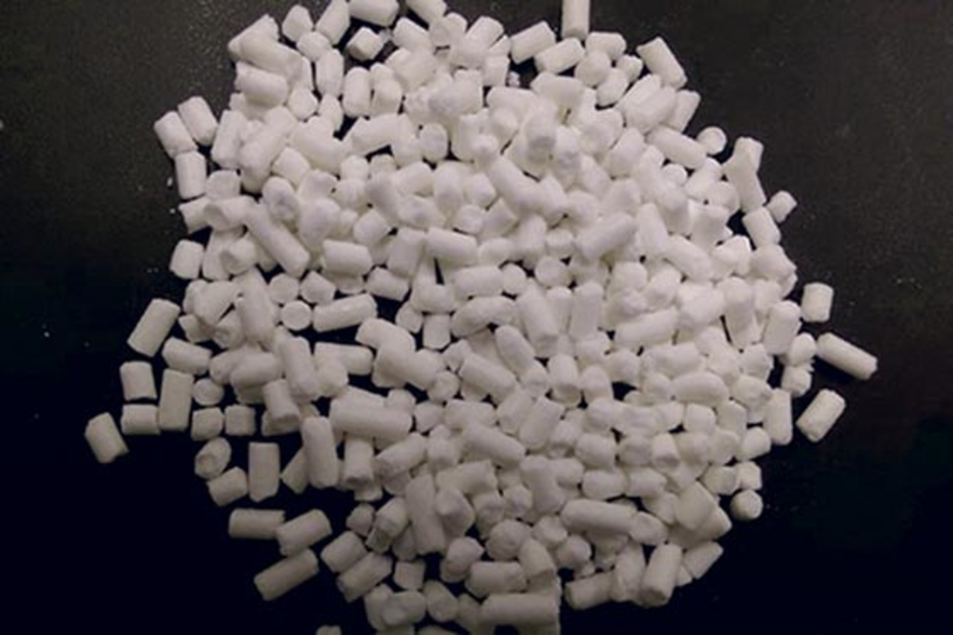 ZeMac masterbatches offer improved resin properties, reduced material ...