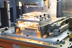 Dukane's new Infrared-Preheat Vibration welding system/Dukane Dukane's new Infrared-Preheat Vibration welding system/Dukane