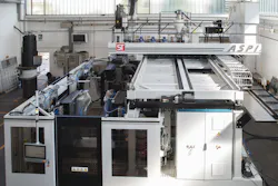 The ST ASPI 150.3 Duo dual-cavity blow molding machine