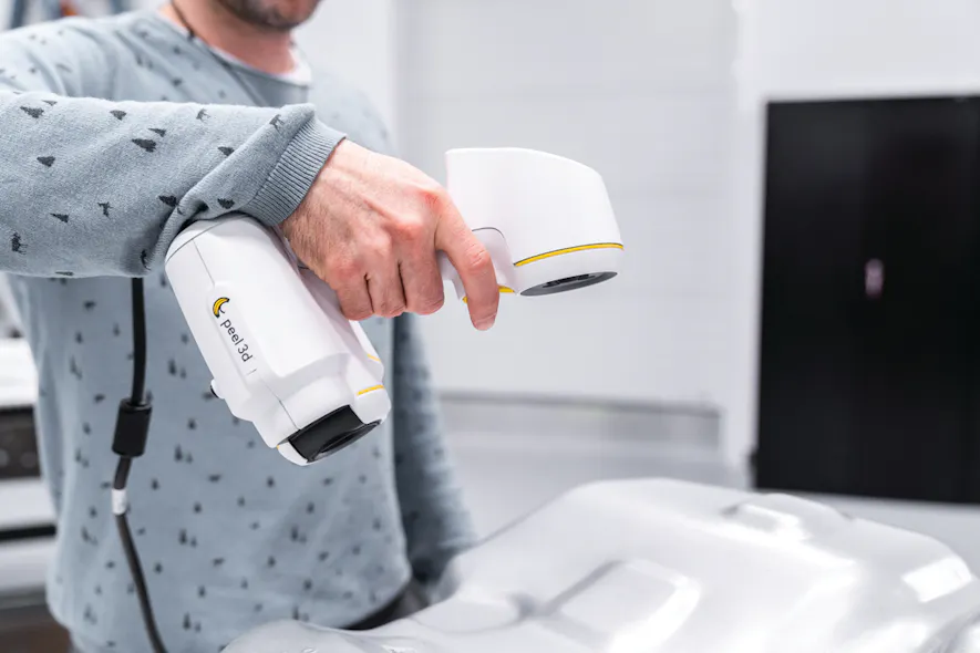 Mscan Hand-held 3-D scanner boasts three cameras | Plastics Machinery ...