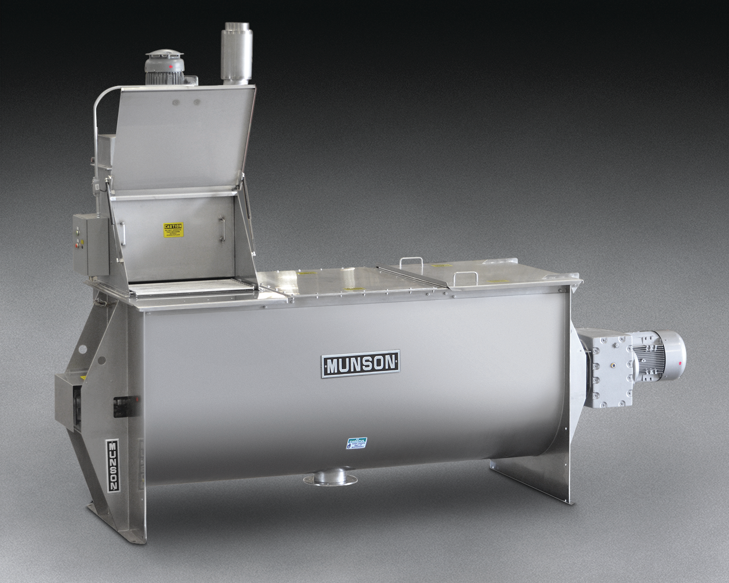 The HD-3.5-9-SS ribbon blender from Munson integrates a bag dump station.