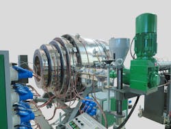 The Conextru PO 1000 CR can produce pipe from 400mm to 1,000mm in diameter. The Conextru PO 1000 CR can produce pipe from 400mm to 1,000mm in diameter.