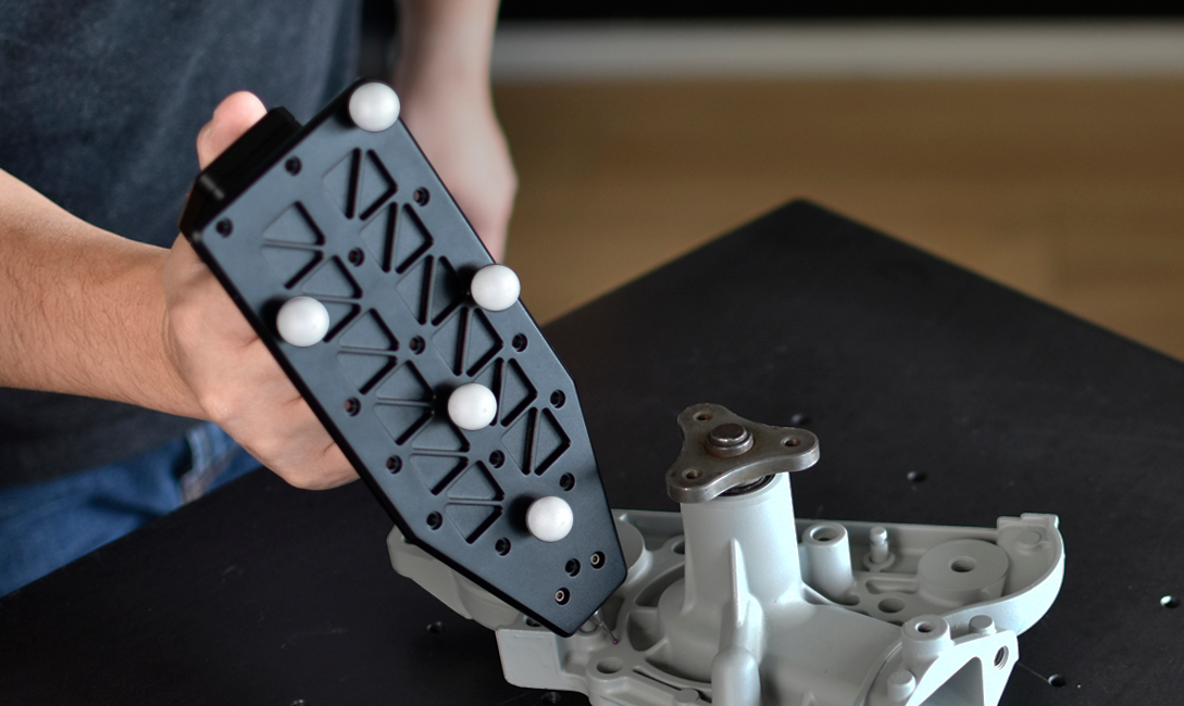 The MeasureXL from Polyga has a wireless probe that allows freedom of movement.
