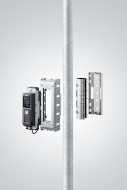 The FD-G flow meter monitors can be clamped onto pipes.