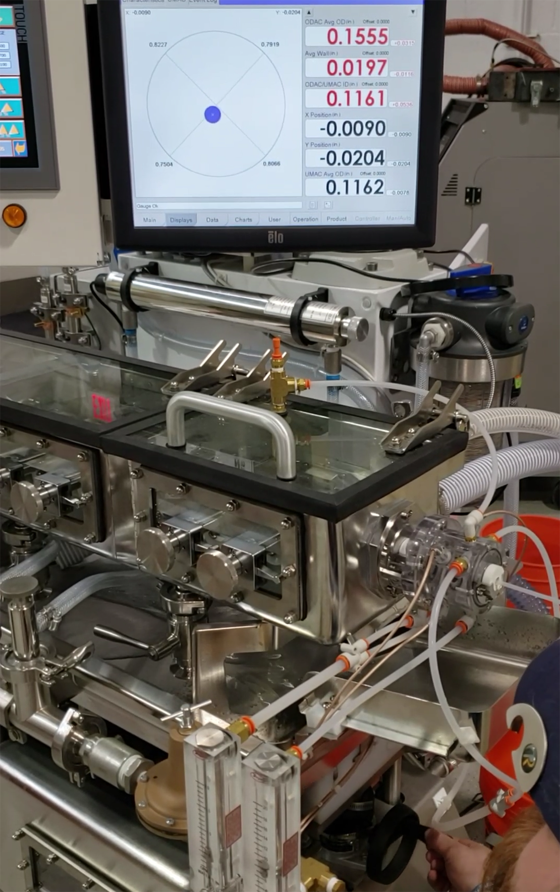 Novatec's ultrasonic centering gauge