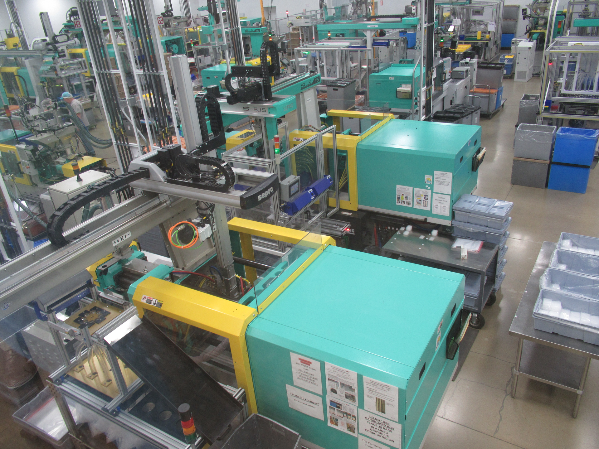 At SSI, 59 of the 64 molding machines are Arburg presses, ranging from 50 tons of clamping force to 200 tons of clamping force.