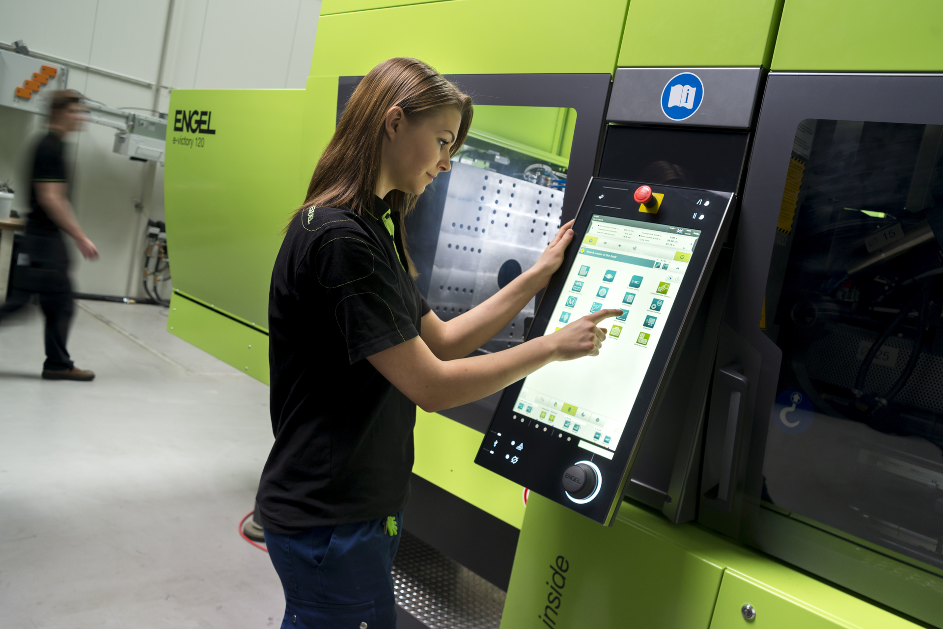 Engel's inject 4.0 controls provides operators with process data and maintenance data.