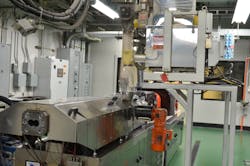 An Entek side feeder. An Entek side feeder.