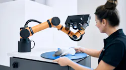Gom Scan Cobot With Atos Q Scanner2