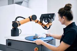 Gom Scan Cobot With Atos Q Scanner2 5f6bbeb632aec Gom Scan Cobot With Atos Q Scanner2 5f6bbeb632aec