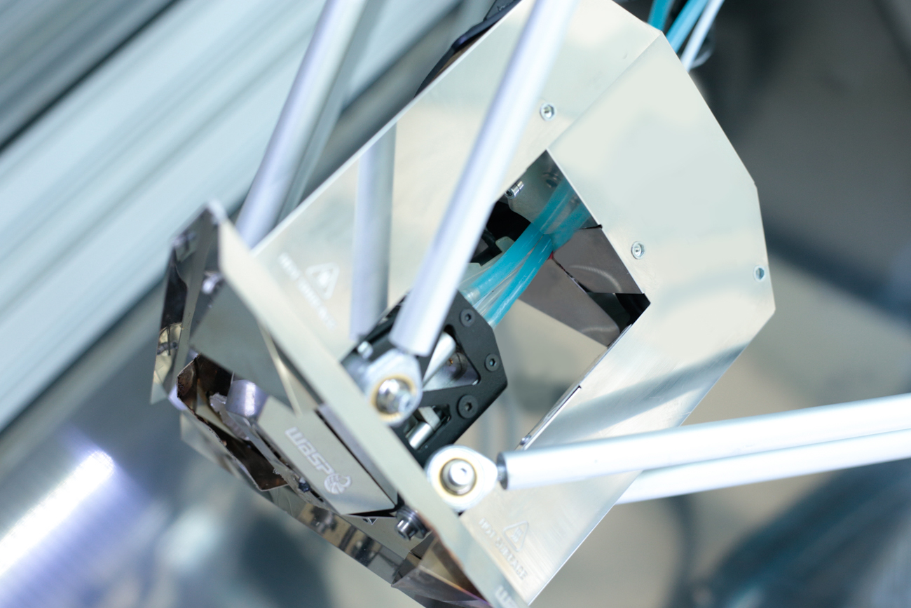 Delta Wasp Tech 4070 Extruder 7cmx11cm 300dpj 5fac5aca46240