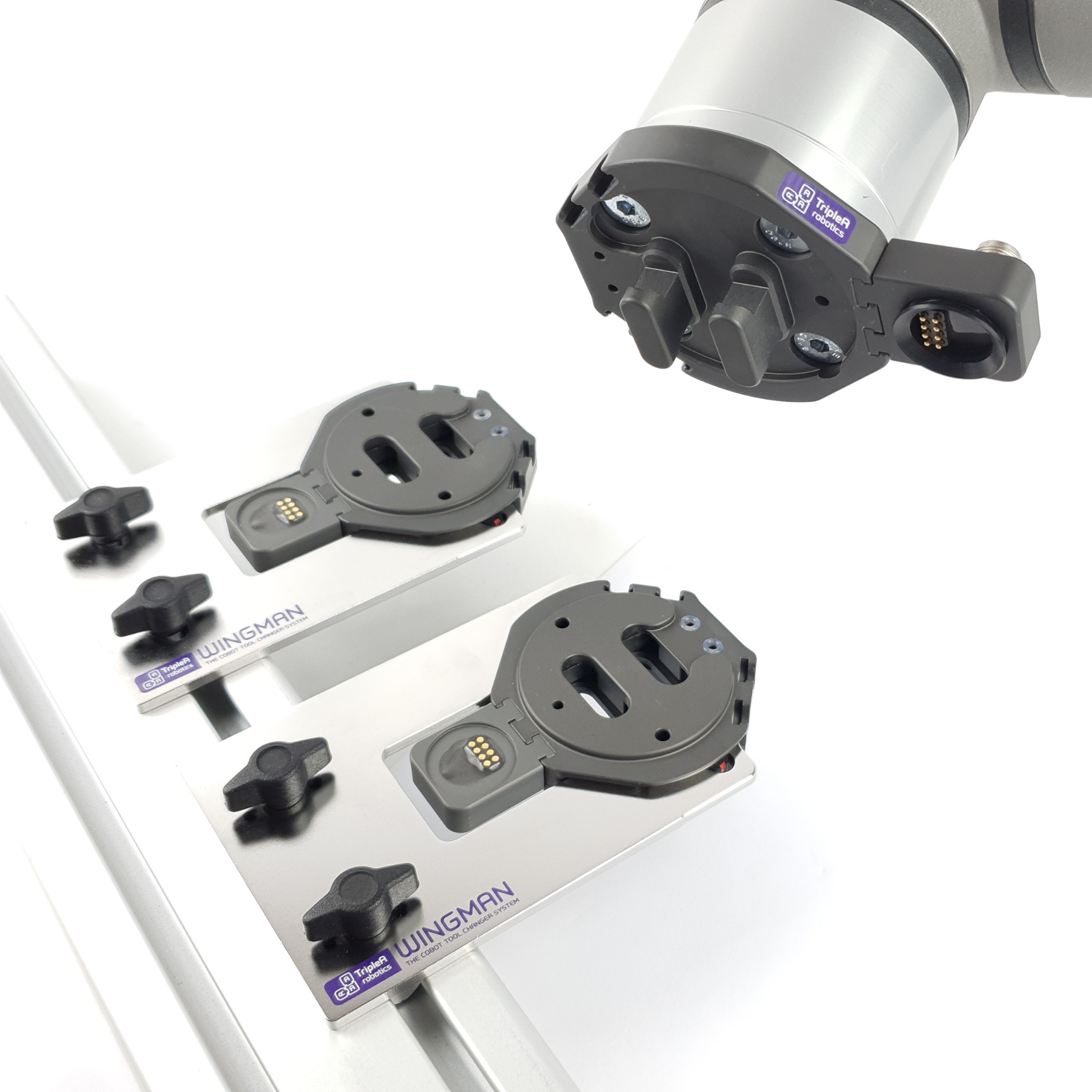 The Wingman system allows cobots to change end-of-arm tooling without human intervention.