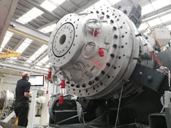 This new adjustable pipe extrusion die from Battenfeld-Cincinnati expands its line of fast dimension change (FDC) systems. This new adjustable pipe extrusion die from Battenfeld-Cincinnati expands its line of fast dimension change (FDC) systems.