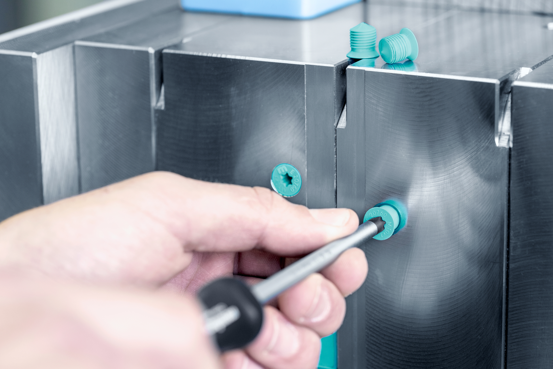 The plastic plugs seal without the use of Teflon sealing tape.