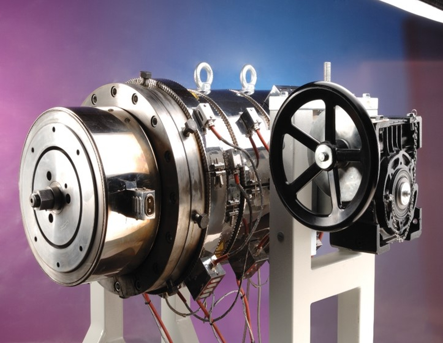 The monolayer and multilayer pipe extrusion dies in Conair's new PipeMaster line are optimized for different material types and for pipe diameters of 2.5, 4.3, 6.2, 9.8, 15.7 and 24.9 inches, with output rates ranging from 550 to 3,520 pounds per hour.