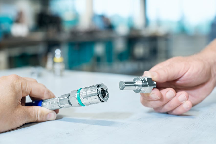 The couplers can be quickly and cleanly screwed in without the use of thread sealant and engage automatically for convenient, one-handed operation.