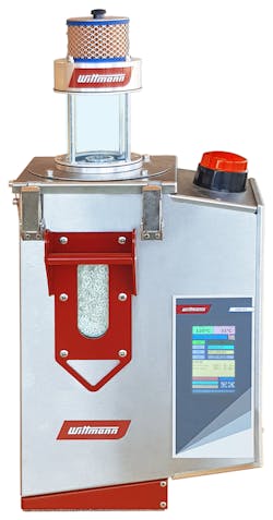 The CARD primus 10 and CARD primus 20 dryers come packaged with a VacuJet material loader. The CARD primus 10 and CARD primus 20 dryers come packaged with a VacuJet material loader.