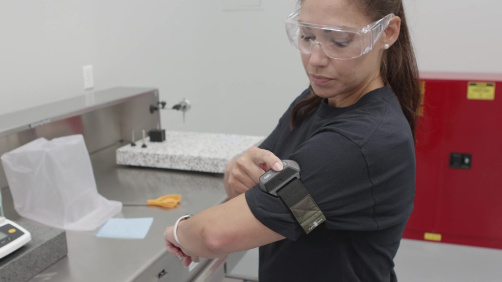 When workers experience a safety incident or observe a potential hazard, they can push a button on the M&amacr;kuSafe wearable and record an audio report.