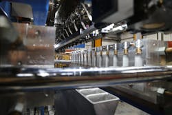 The RS-80W has a wider frame to allow an expanded clamp size to accommodate higher cavitation. The RS-80W has a wider frame to allow an expanded clamp size to accommodate higher cavitation.