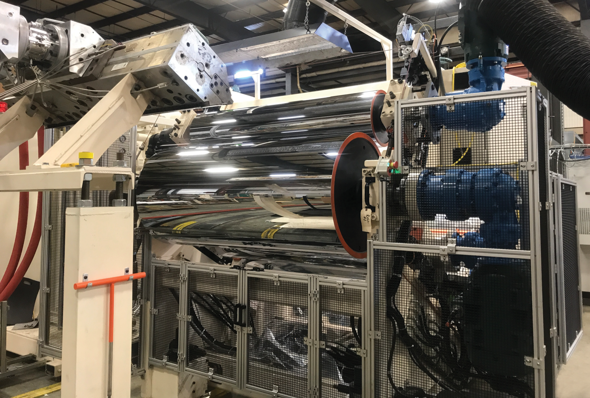 The XP Express-AGT is available in widths from 3 feet to 6.6 feet and can handle processing rates up to 5,500 pounds per hour.