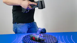 The FreeScan UE Pro uses a grid of 13 pairs of crossed lines to scan large objects quickly.