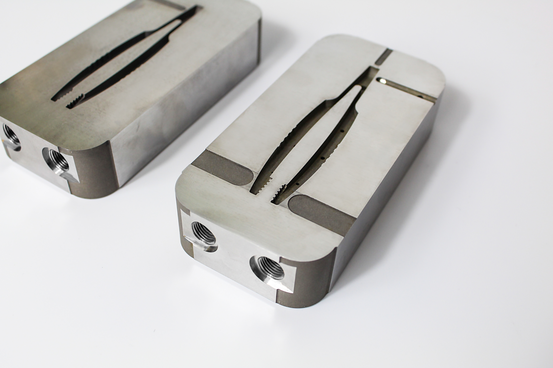 Using its TrueShape system, which combines printing, shaping and sintering to form objects from metal &mdash; including production-mold-quality steel &mdash; Mantle worked with partners Foster and Westminster Tool to produce molds for surgical forceps.