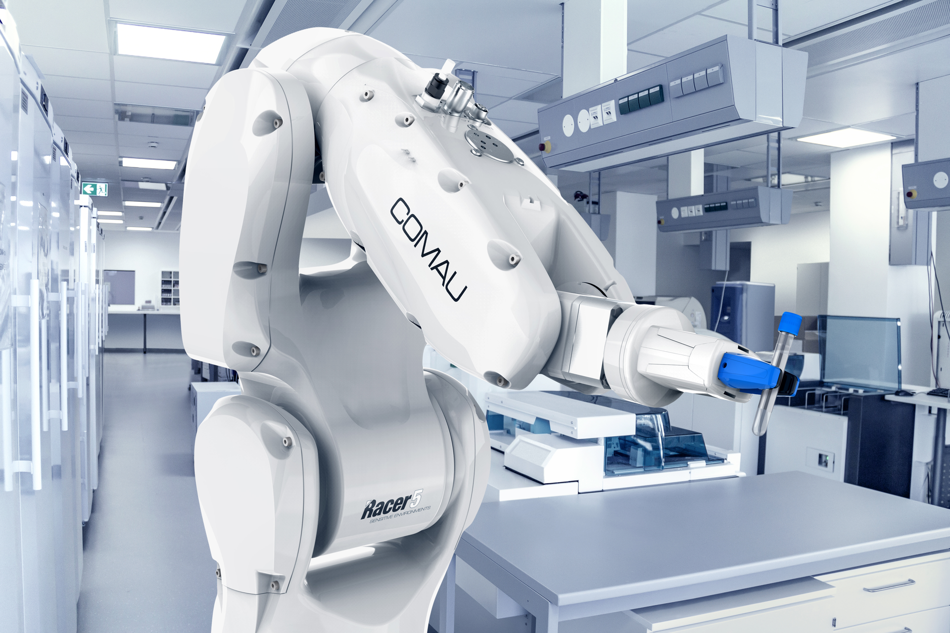 Comau adds robot for clean-room use | Plastics Machinery Manufacturing