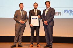From left to right, Christian Hopmann, Reifenhäuser Sponsorship Award winner Lukas Seifert and Ulrich Reifenhäuser. From left to right, Christian Hopmann, Reifenhäuser Sponsorship Award winner Lukas Seifert and Ulrich Reifenhäuser.