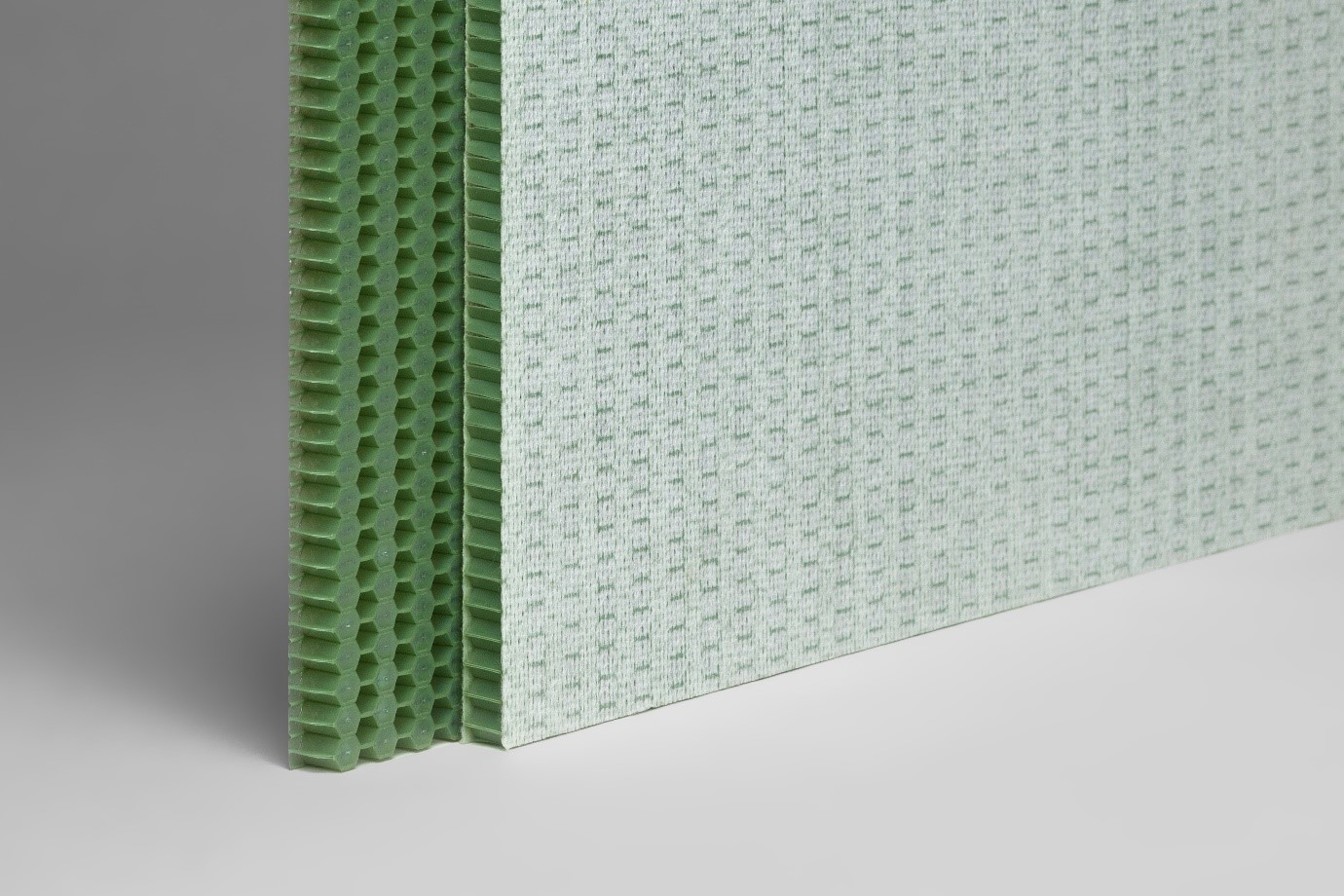 EconCore produces lightweight honeycomb sandwich panels from a variety of materials, including rPET.