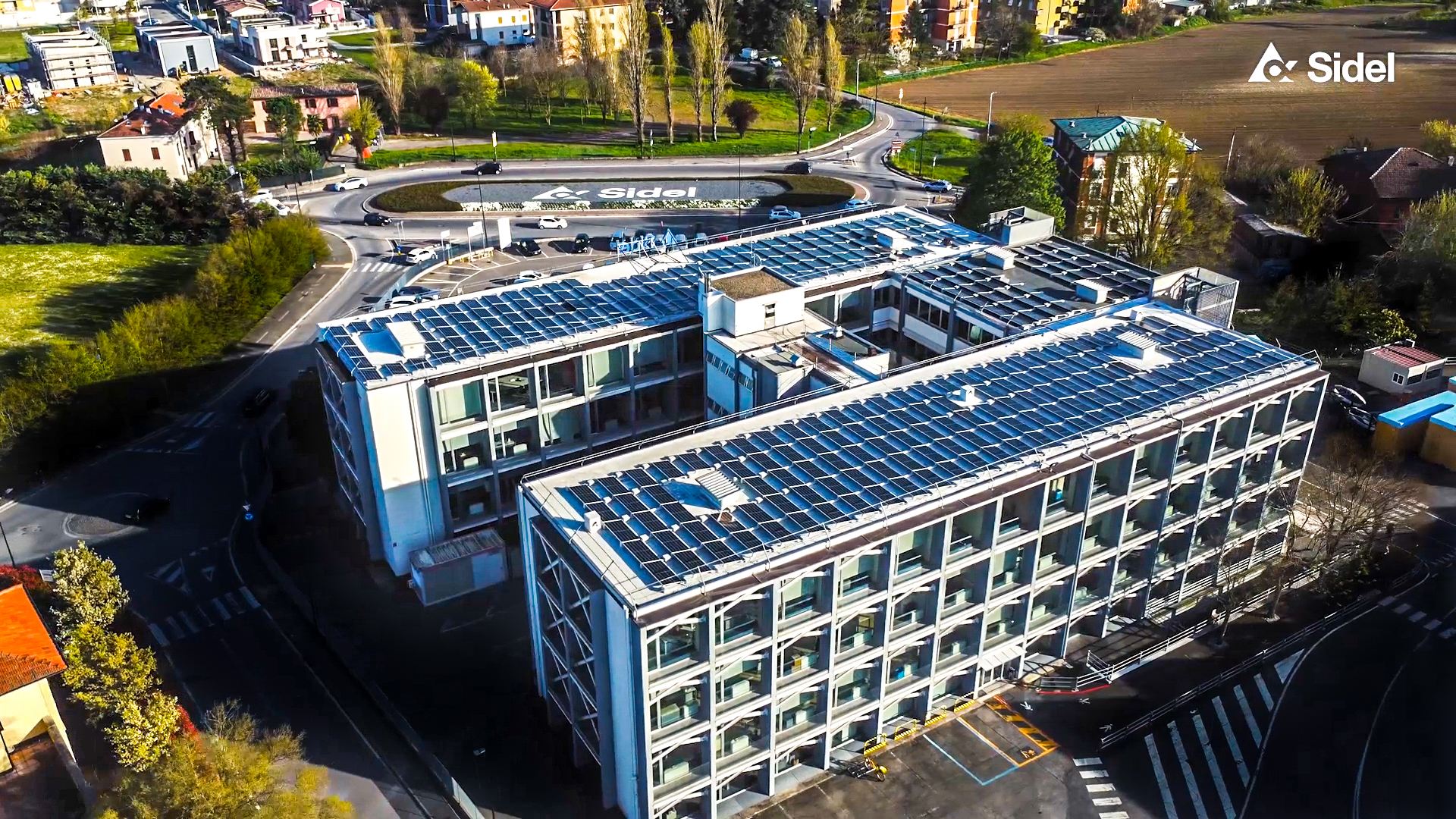 Sidel installed 5,000 solar panels on its facility in Parma, Italy, which is expected to generate 40 of the plant's electricity needs by early 2024 while cutting its CO2 emissions by 871 metric tons annually.