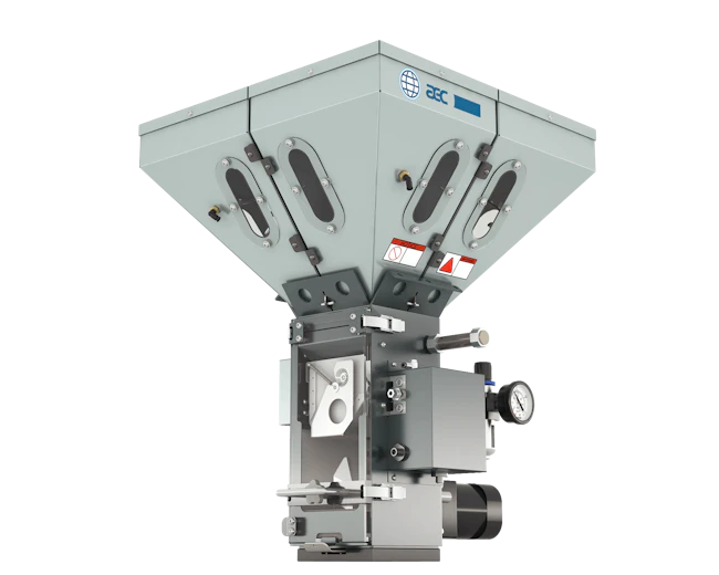 AEC's BD-100 blender is easy to use and clean.