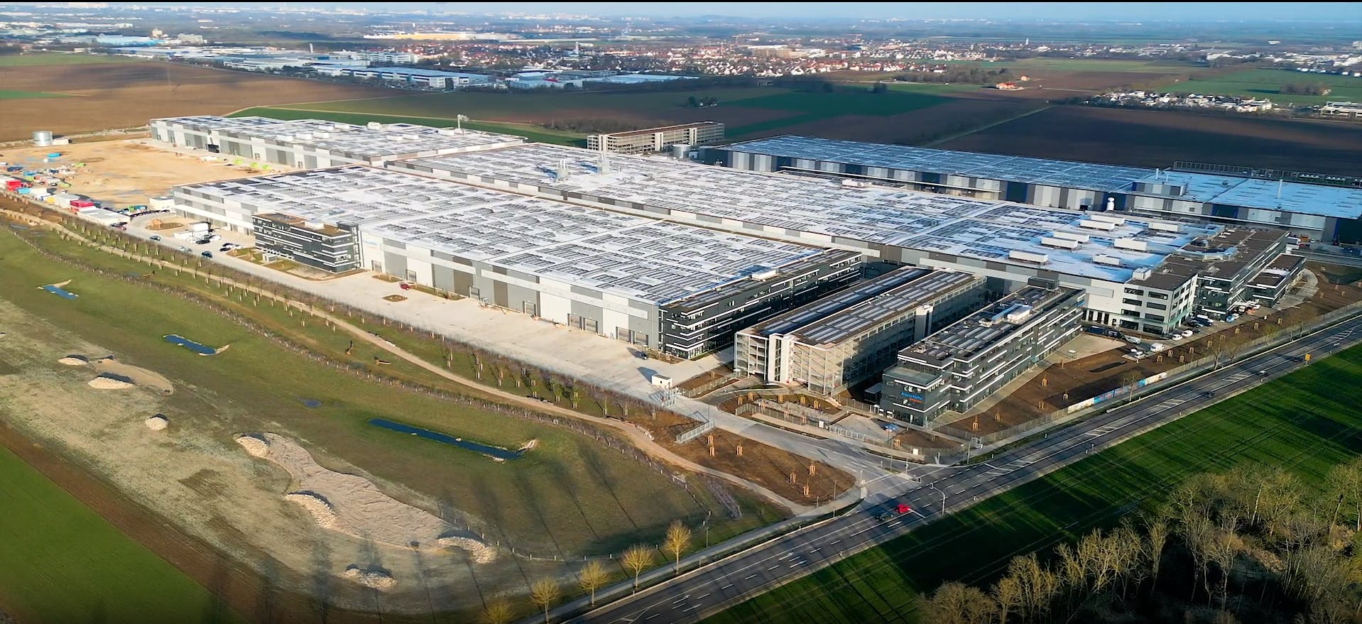 KraussMaffei, which recently opened a new headquarters in Parsdorf, Germany, has announced an internal restructuring involving its parent company, Sinochem.