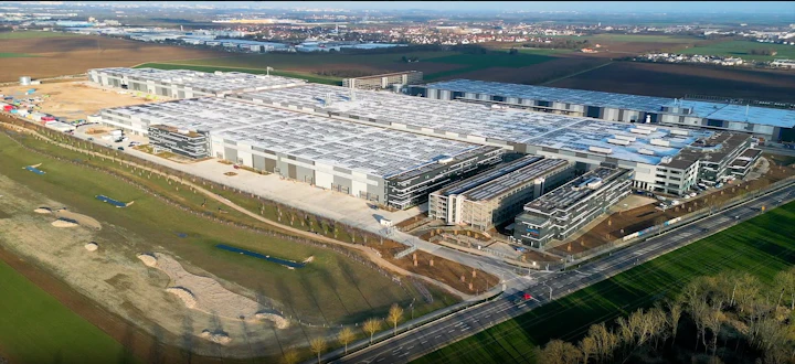 KraussMaffei, which recently opened a new headquarters in Parsdorf, Germany, has announced an internal restructuring involving its parent company, Sinochem.