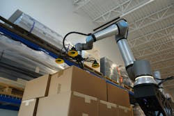 Robotiq's AX-series palletizers use a Universal Robots cobot. Robotiq's AX-series palletizers use a Universal Robots cobot.