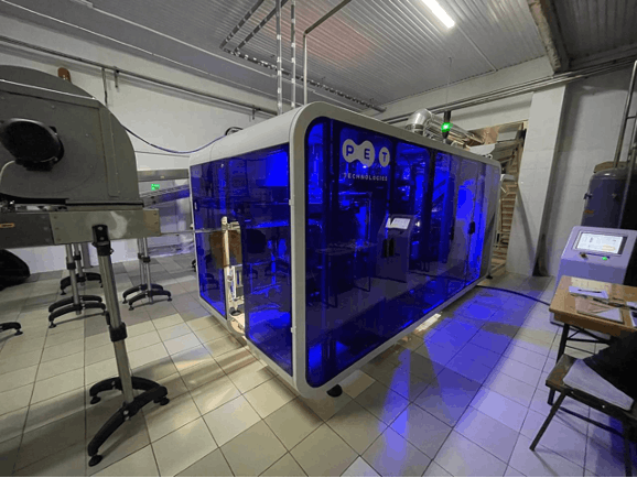 Craft brewer Beermaster commissioned a customized PET Technologies APF-Max 4L to make its packaging more eco-friendly.