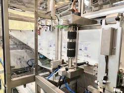 Effytec runs form-fill-seal machines. Effytec runs form-fill-seal machines.