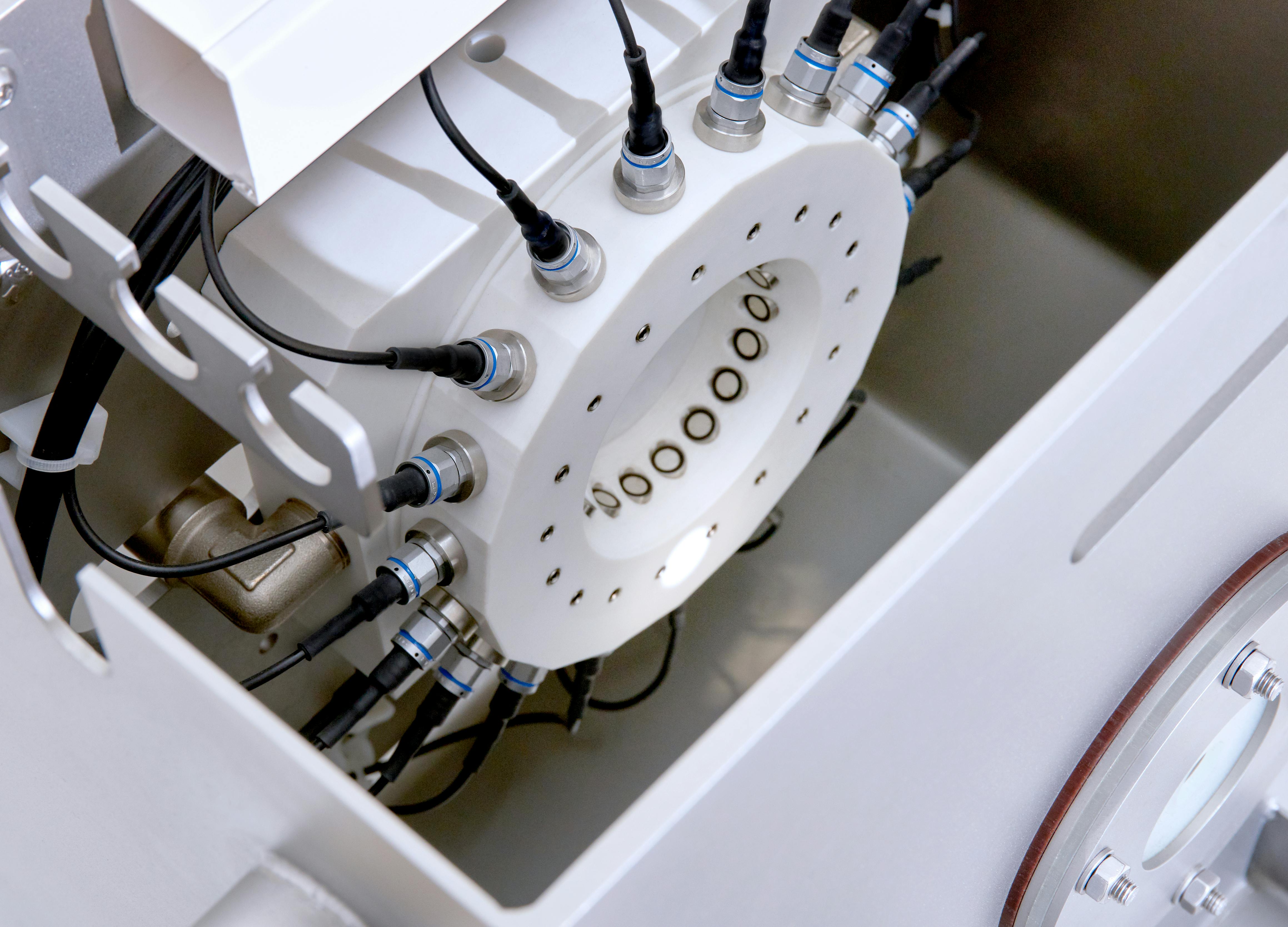 Using Inoex's Quality Check software, the Aurex ultrasonic measuring system can now detect anomalies in pipes and tubes.