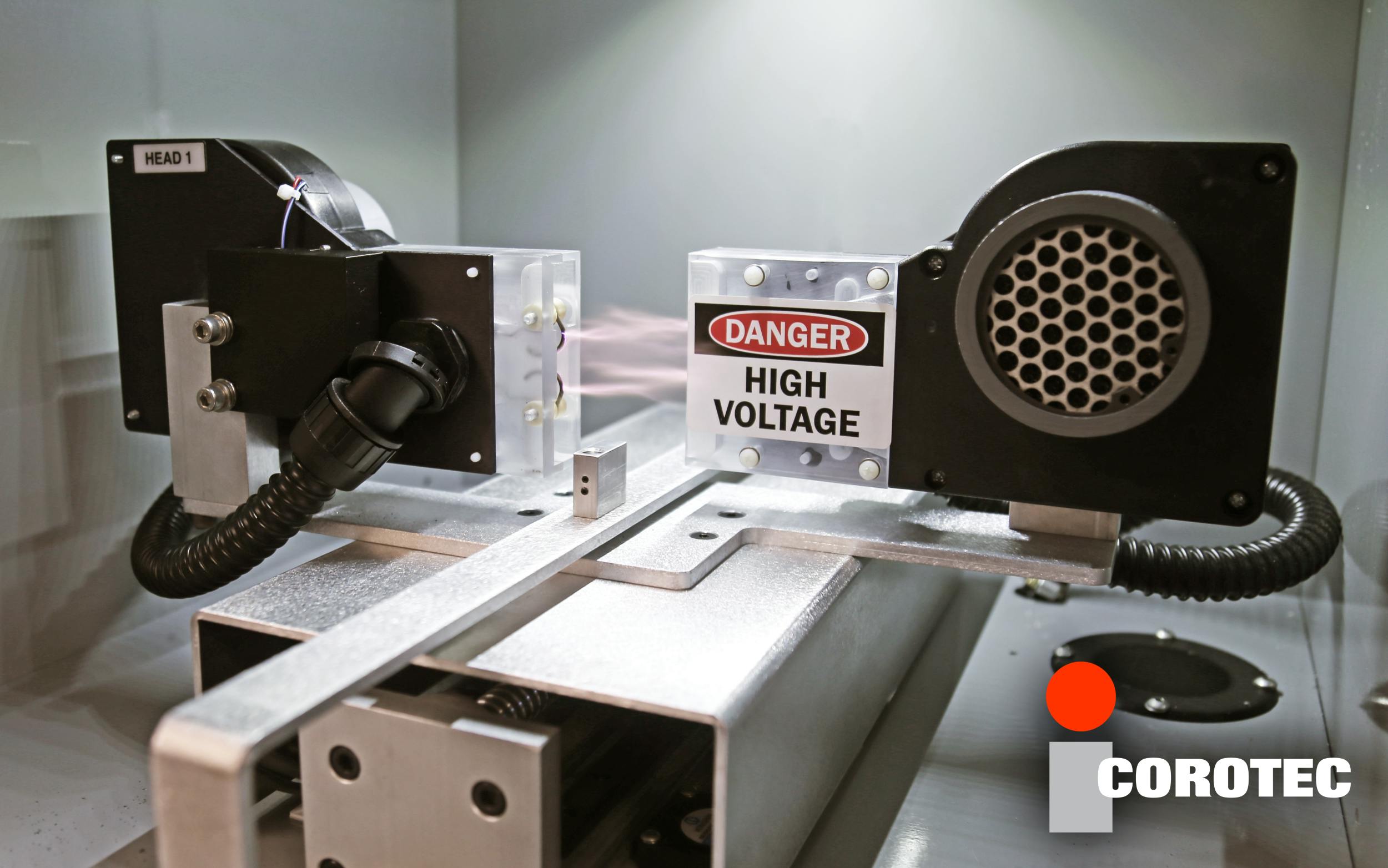 Corotec's Automation Linear Motion Stage corona treater has dual plasma jets and advanced process control.