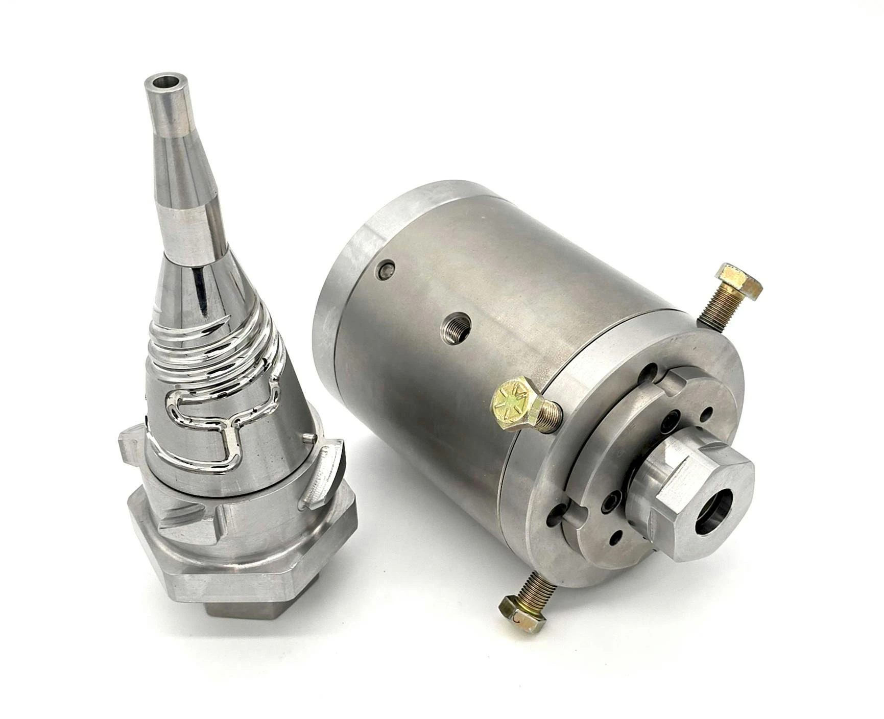 Guill's Unicam makes extrusion tooling changeovers and cleaning faster and easier.